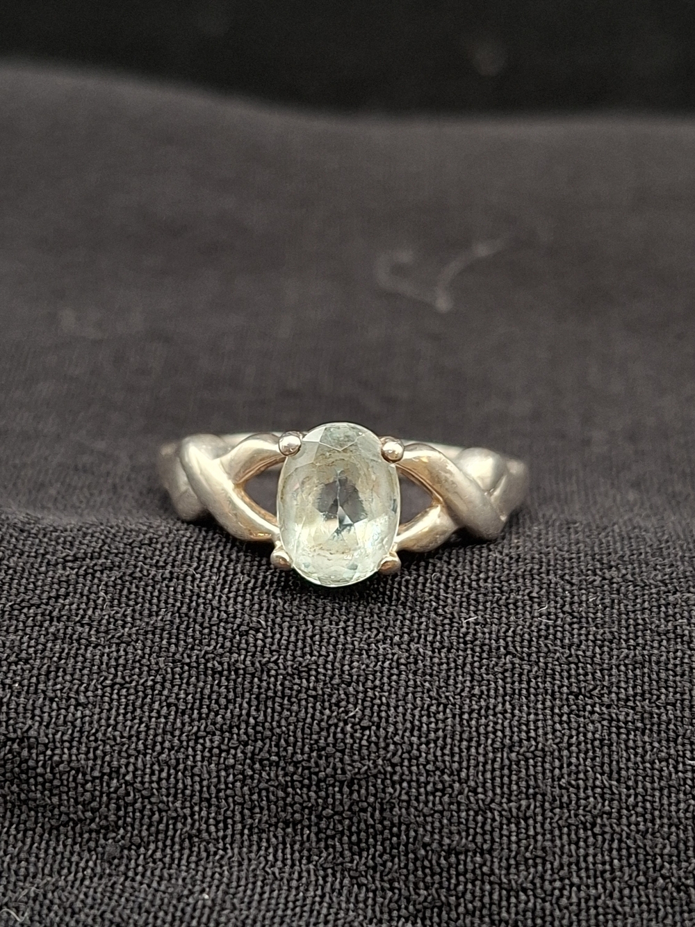 Aquamarine Twist Band Ring in Silver